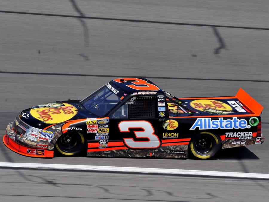  Chevrolet Silverado NASCAR Camping World Series Truck 2009 года  (фото 7 из 14)